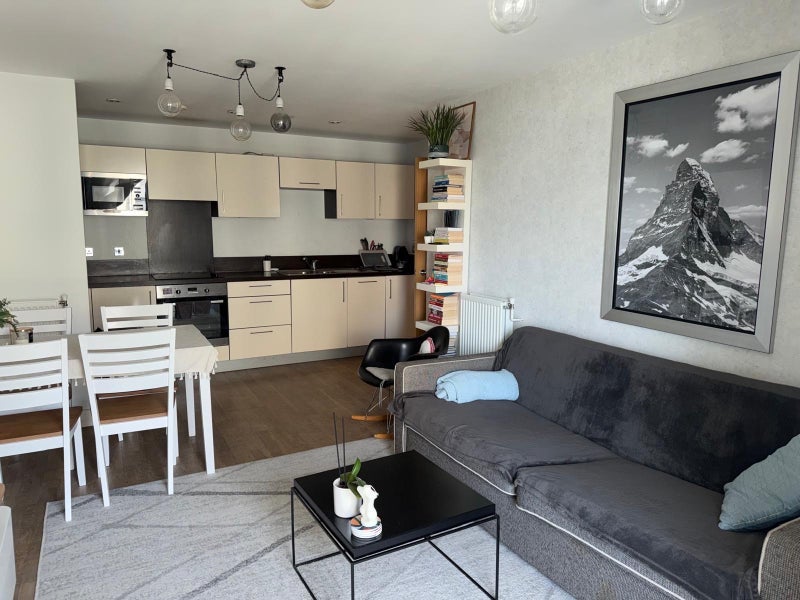 Room Cornmill Lane in Greater London