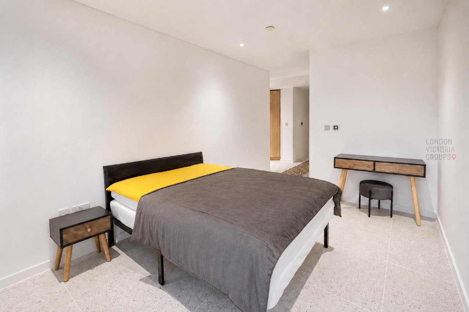 Flat Sidney Street in Greater London