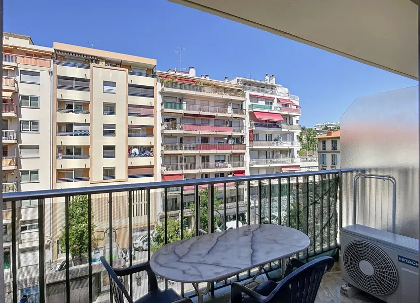 Appartement Avenue de la Californie à Nice