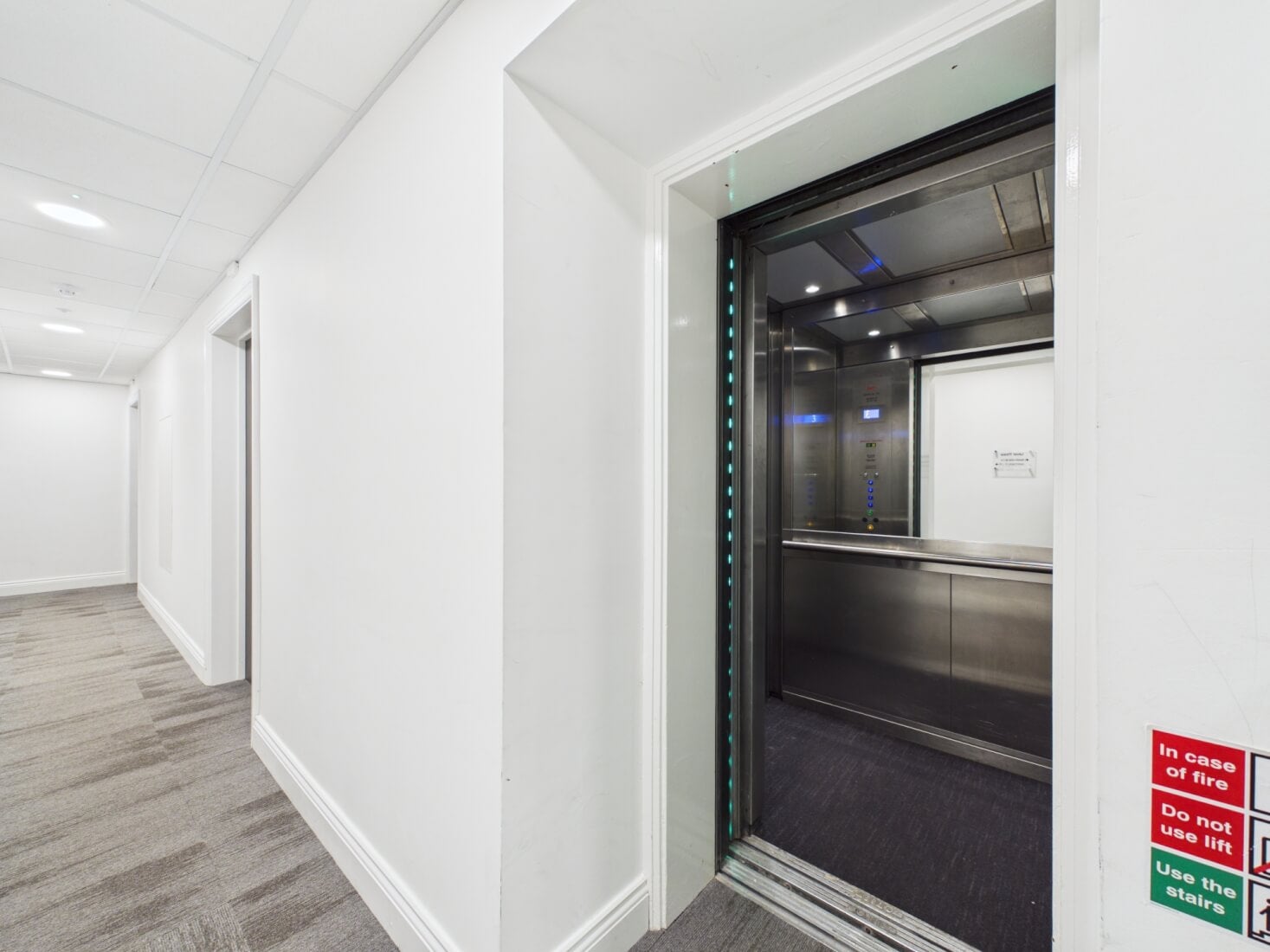 Flat Warwick Road in Metropolitan Borough of Solihull