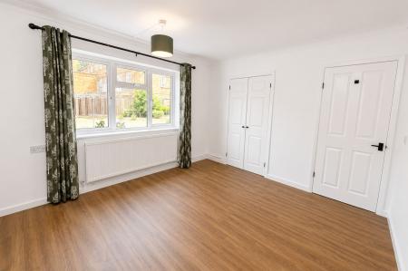 Flat Quantock Way in Peterborough
