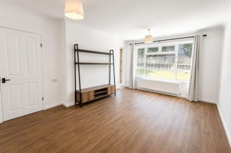 Flat Quantock Way in Peterborough