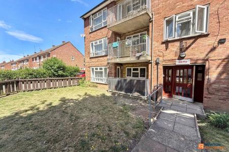 Flat Quantock Way in Peterborough