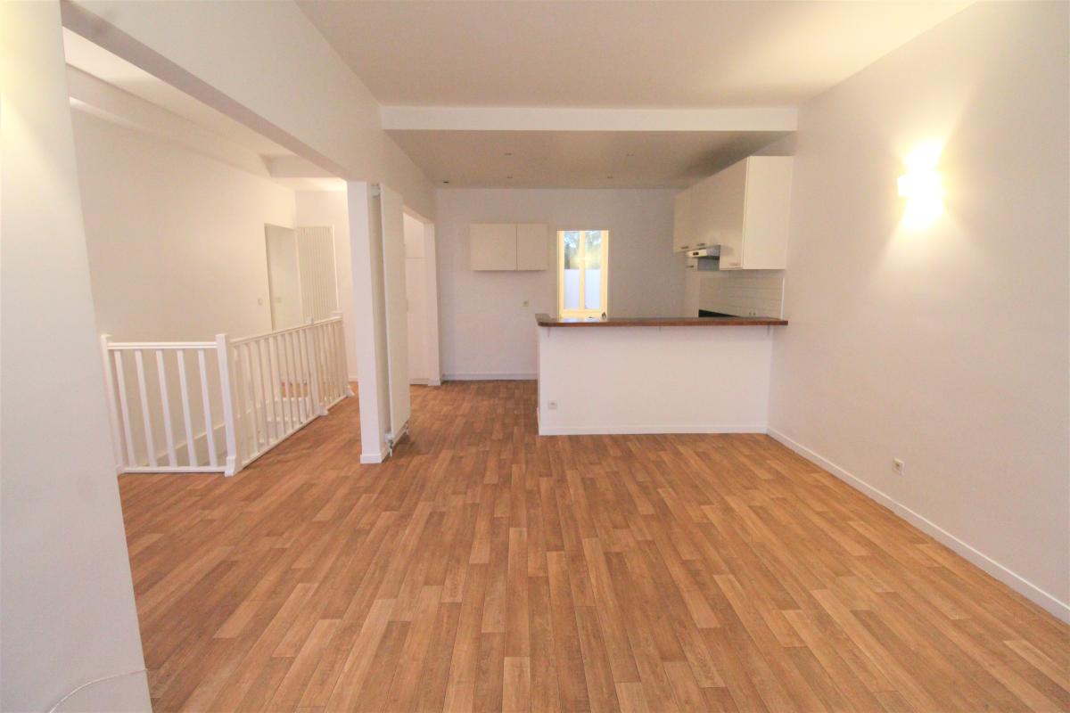 Appartement Rue des Monts Clairs à Colombes
