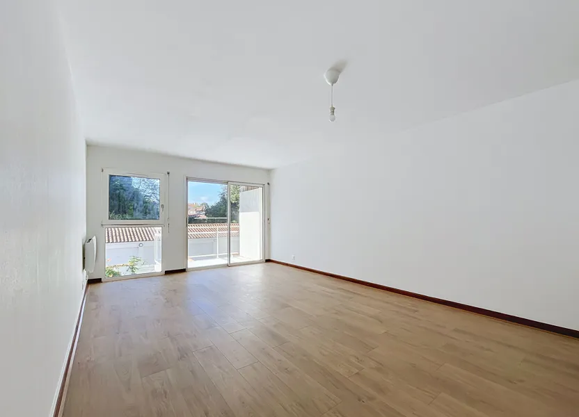 Appartement Avenue Maurice Delmas à La Rochelle
