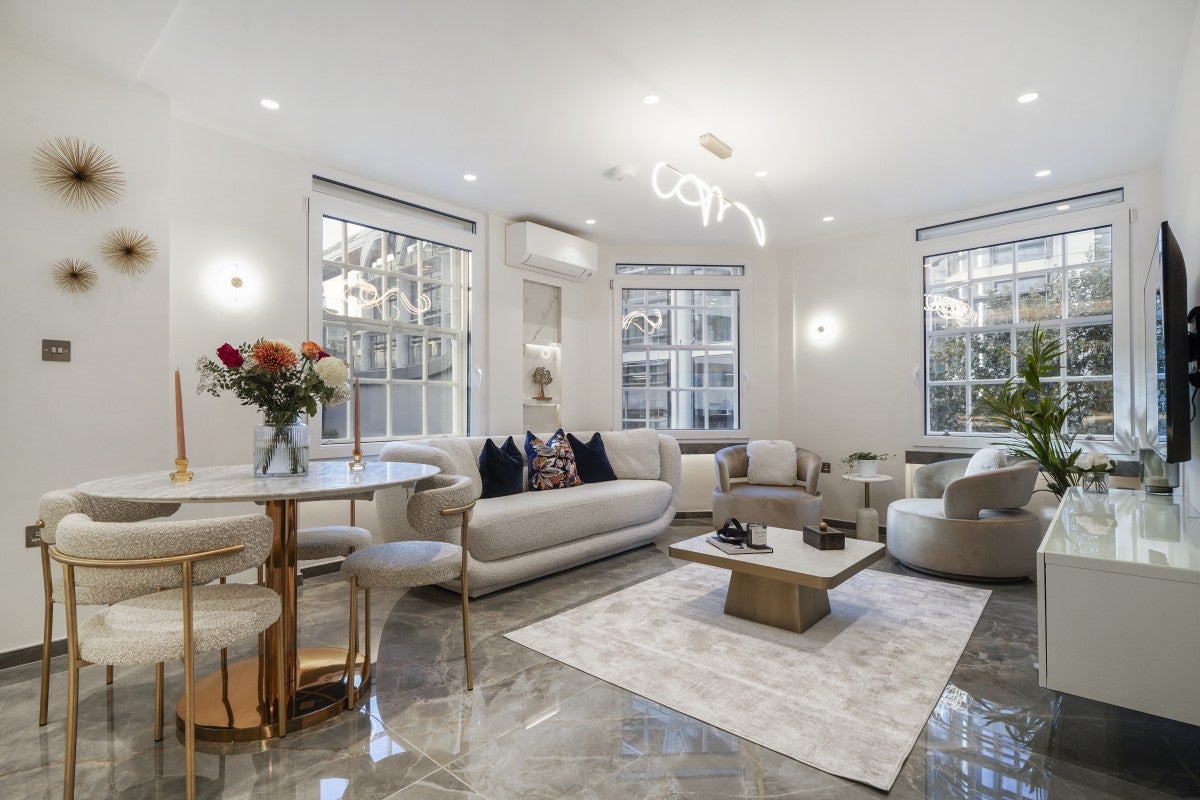 Flat Great Cumberland Place in City of Westminster