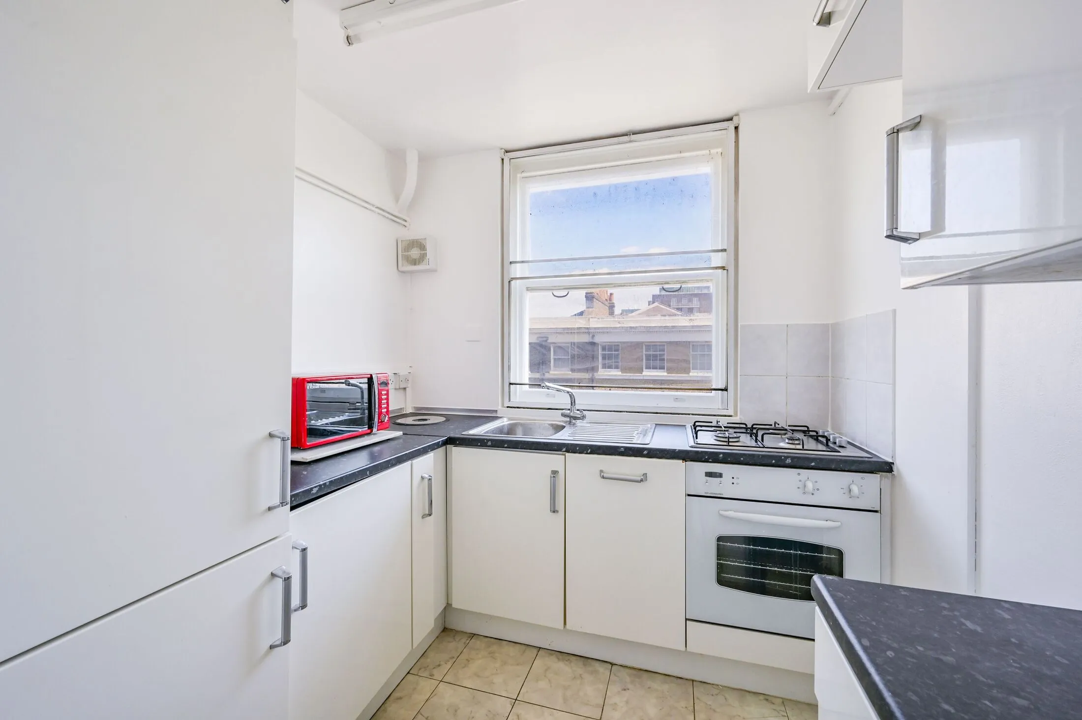 Flat George Street in City of Westminster