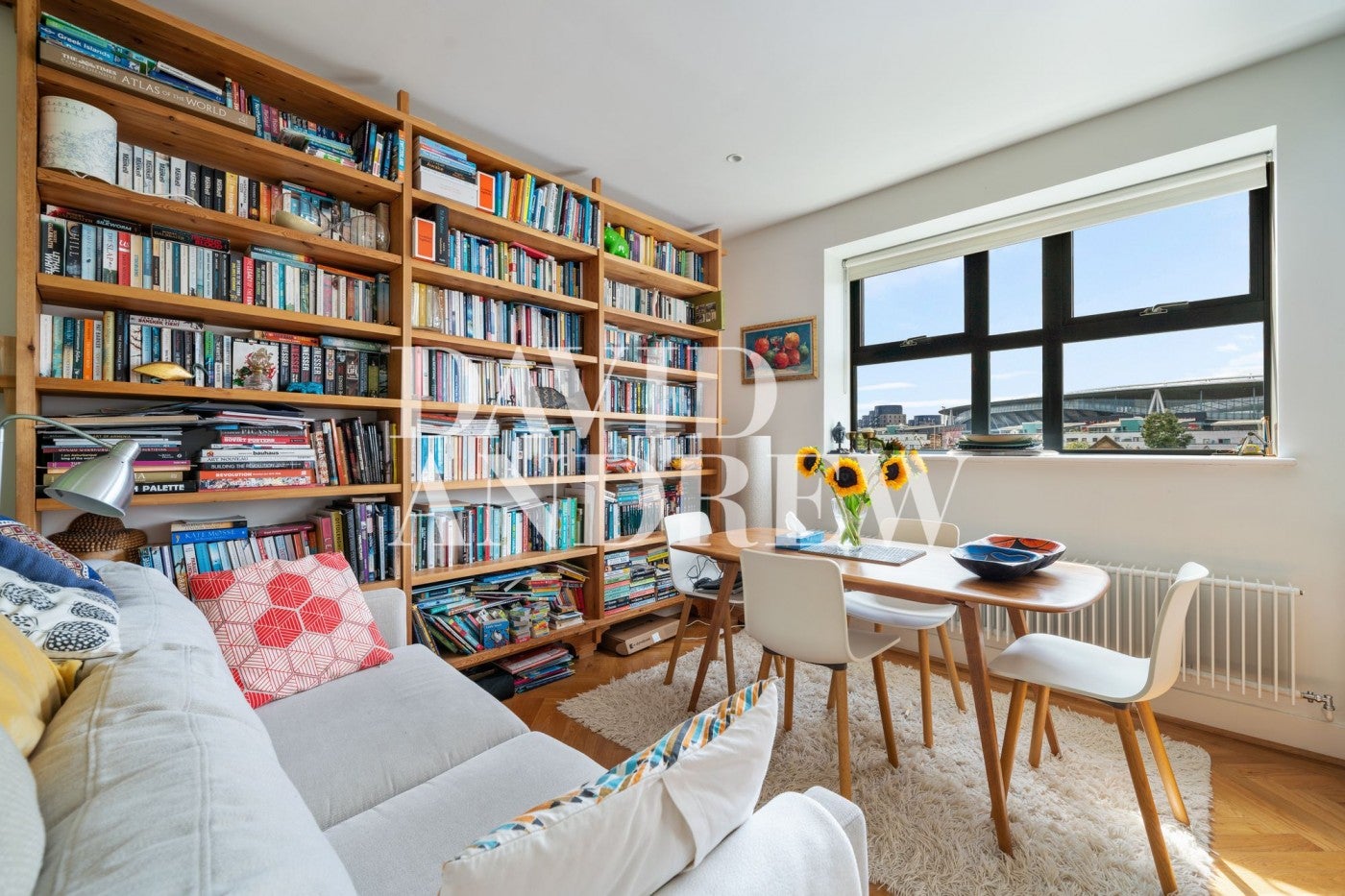 Flat Highbury Hill in Greater London