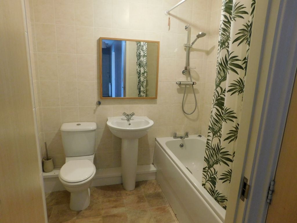 Flat Sanderson Villas in Gateshead