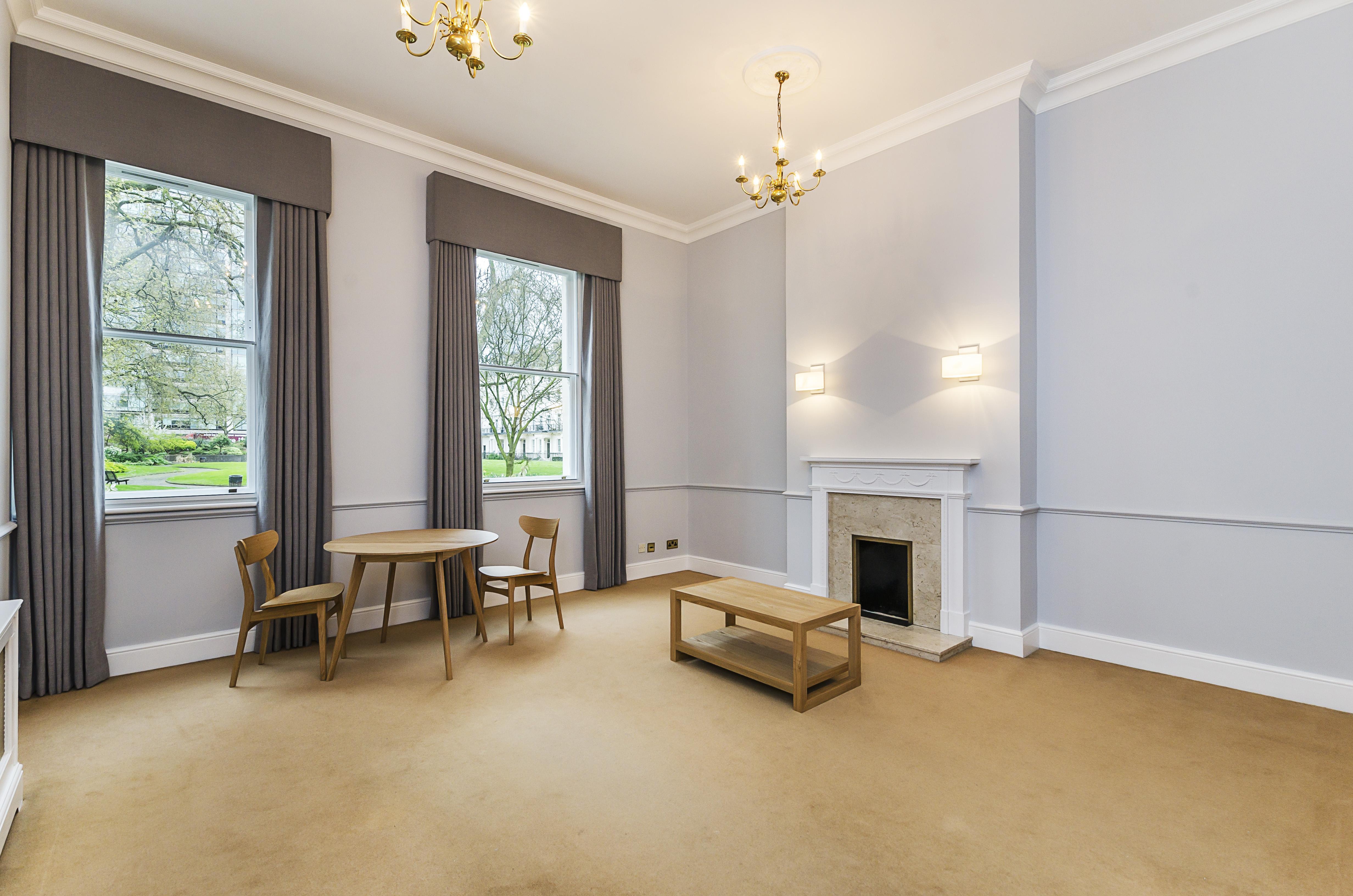 Flat Vauxhall Bridge Road in City of Westminster