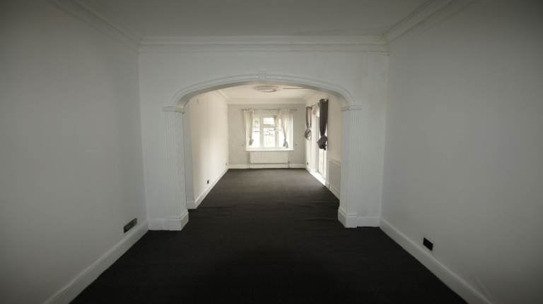 House Evanston Gardens in Greater London