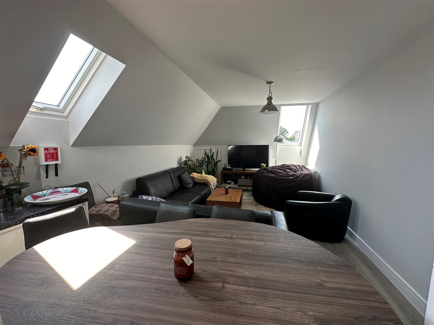 Flat Queens Road in Rushmoor