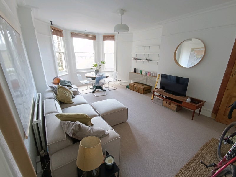 Room Chatsworth Road in Greater London