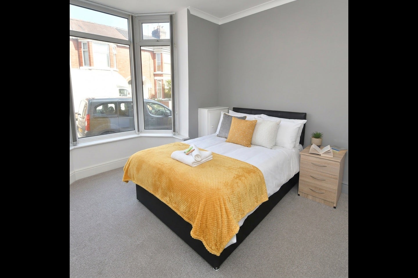Room Walthall Street in Crewe