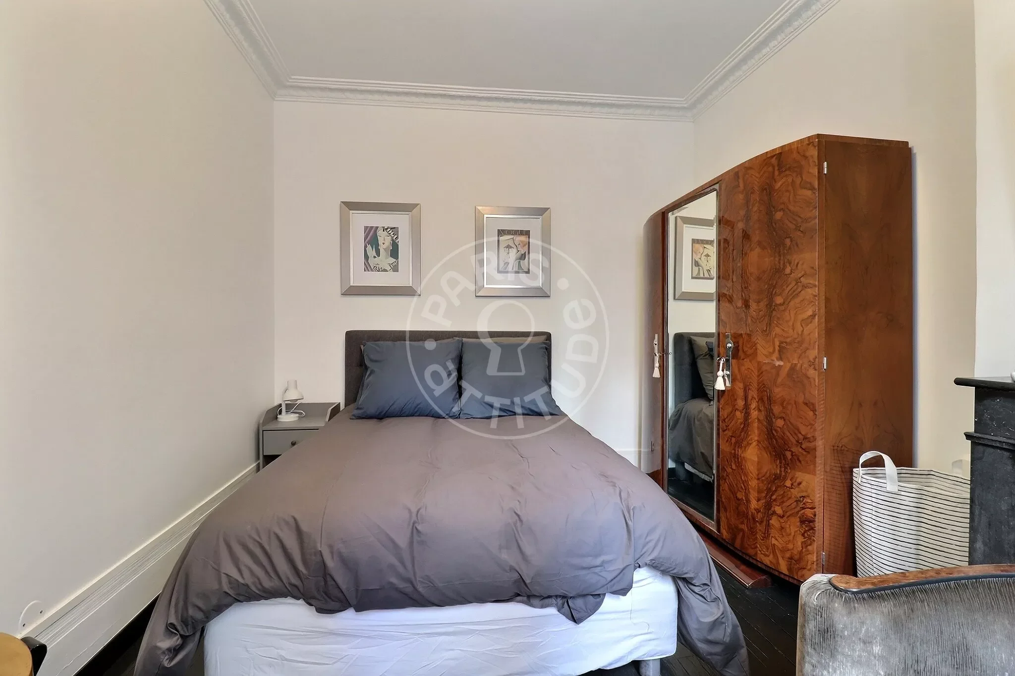 Appartement Rue de la Comète à Paris