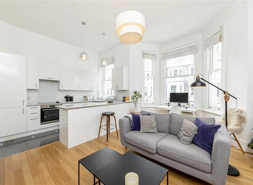 Flat Westgate Terrace in Greater London