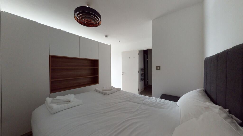 Flat Highgate Hill in Greater London