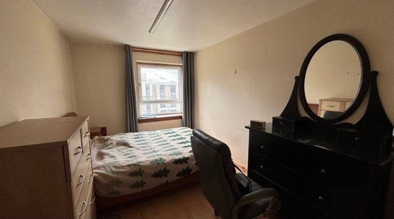Room Taylor Place in Glasgow
