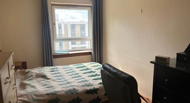 Room Taylor Place in Glasgow