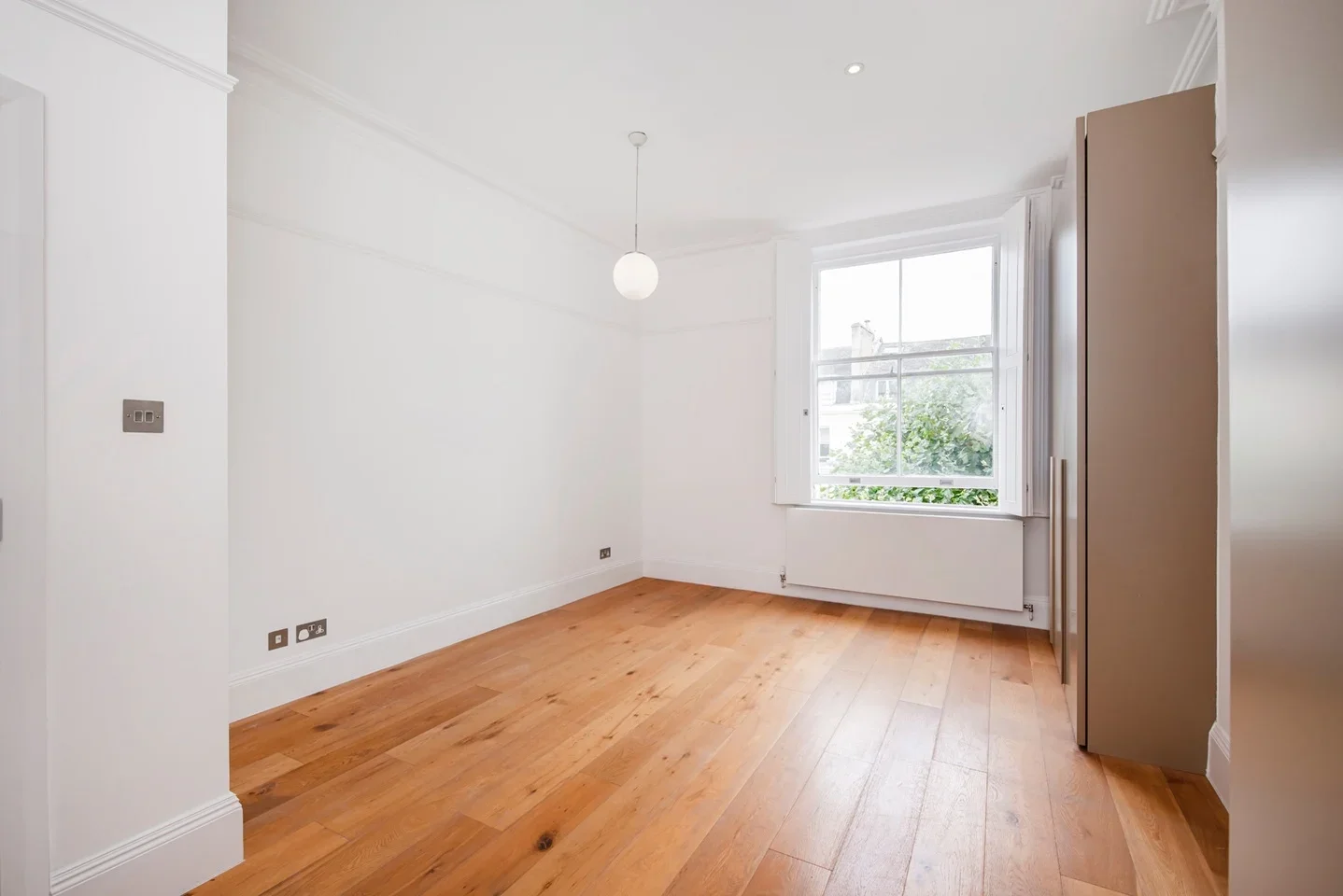 Flat Warrington Crescent in City of Westminster