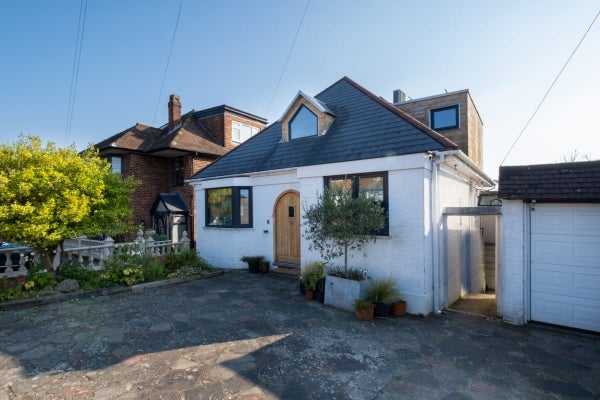 House Spurgeon Avenue in London