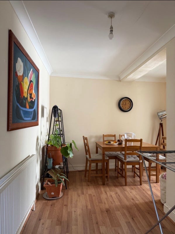 Room Ashmore Road in City of Westminster