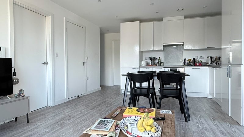 Room Trafford Road in Salford
