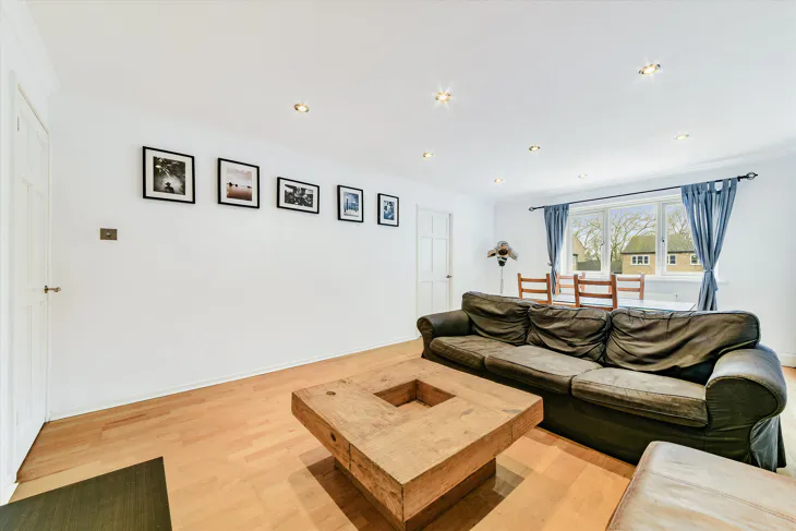 Flat St Gerards Close in Greater London