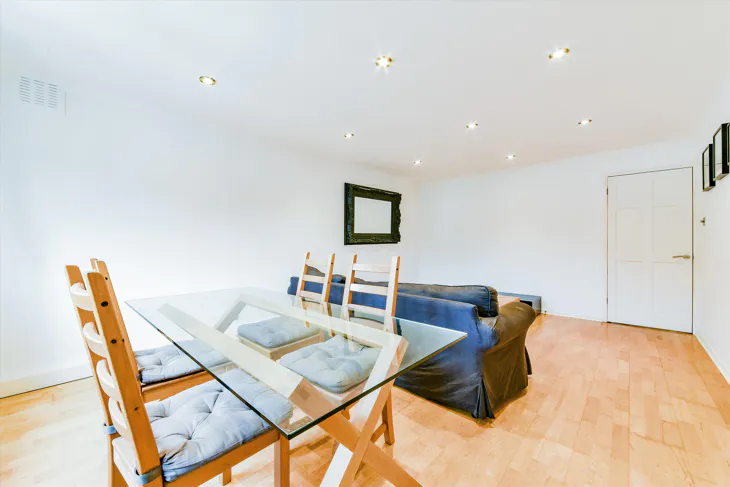 Flat St Gerards Close in Greater London