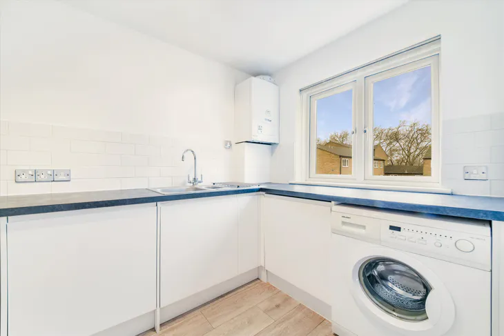 Flat St Gerards Close in Greater London