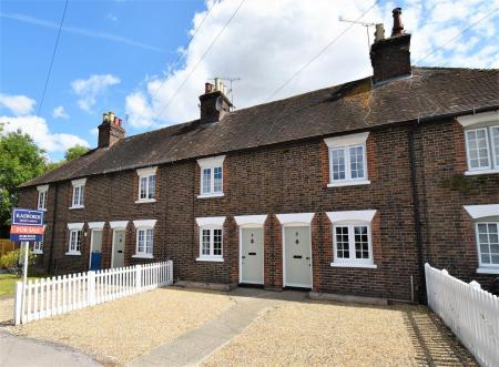 House Pattenden Lane in Maidstone