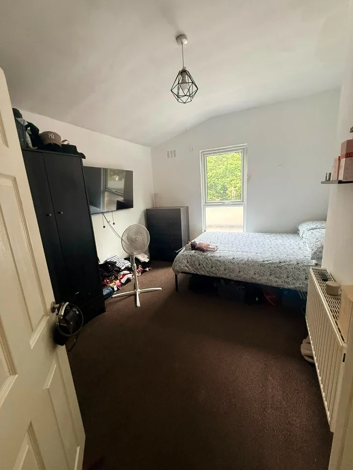 Flat South Ealing Road in Greater London