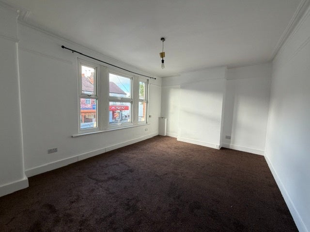 Flat South Ealing Road in Greater London