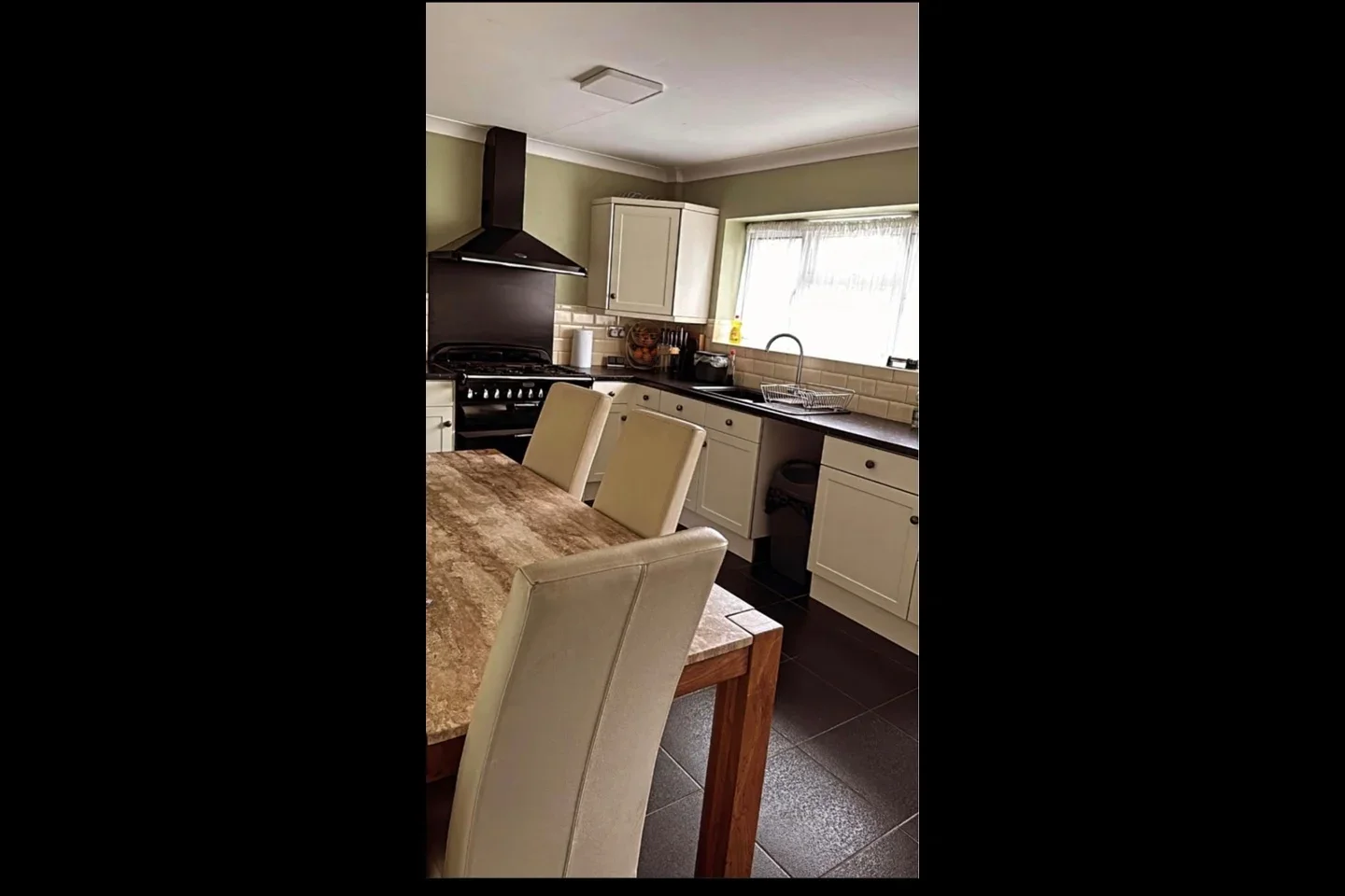 Room Chippingfield in Harlow