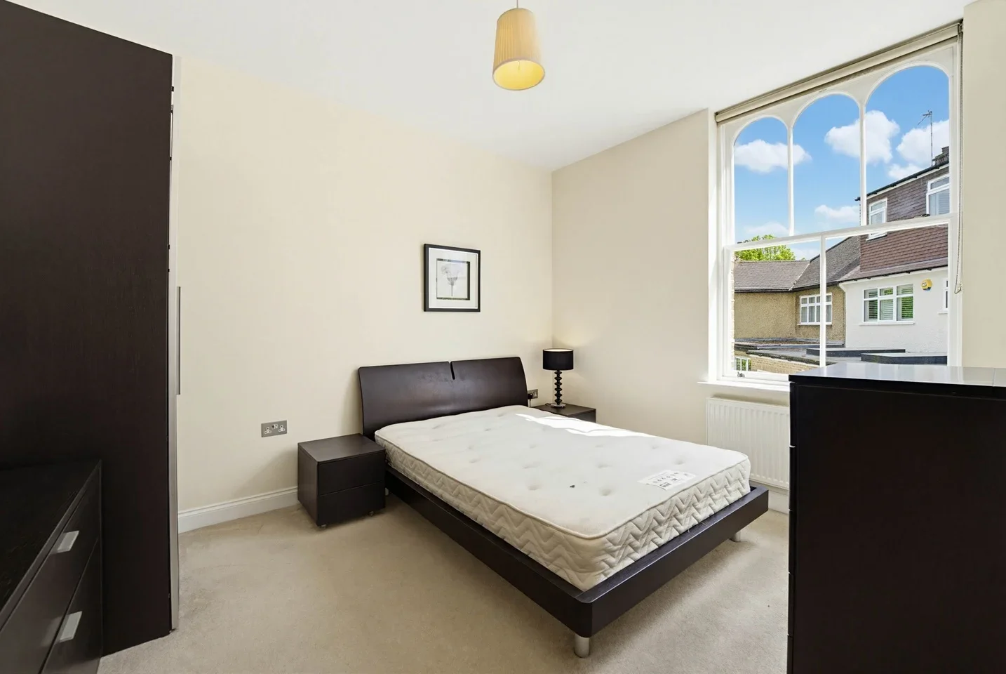 Flat Castlebar Park in Greater London