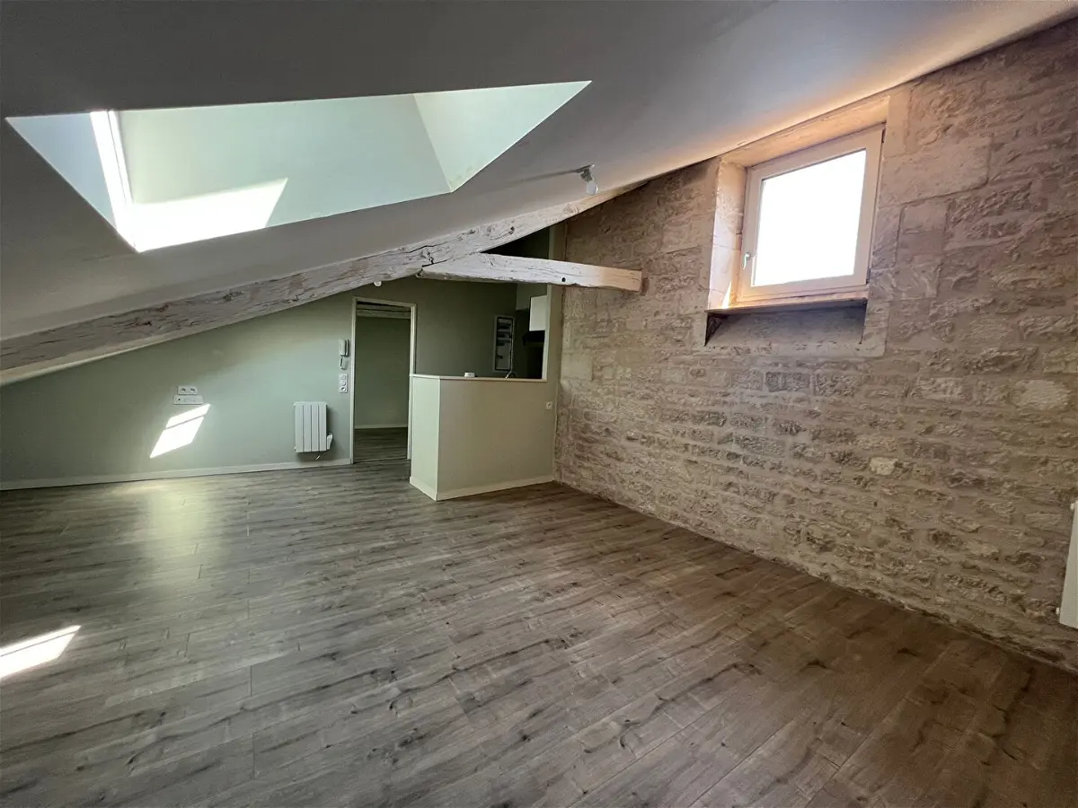 Flat Rue Mathurin Berthome in Niort
