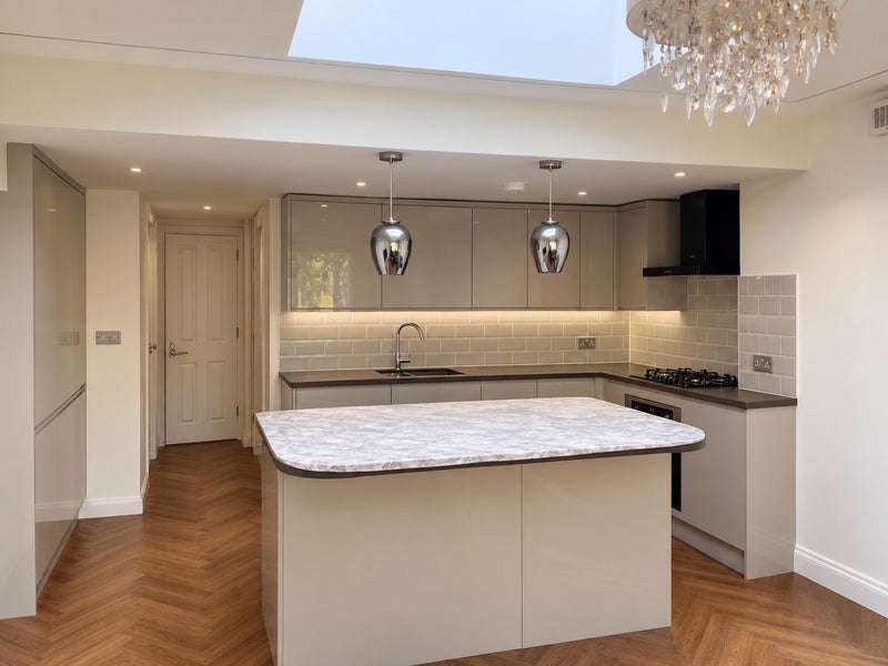 Flat Heather End in Swanley