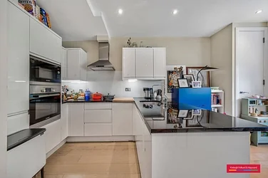 Flat Cricklewood Broadway in London