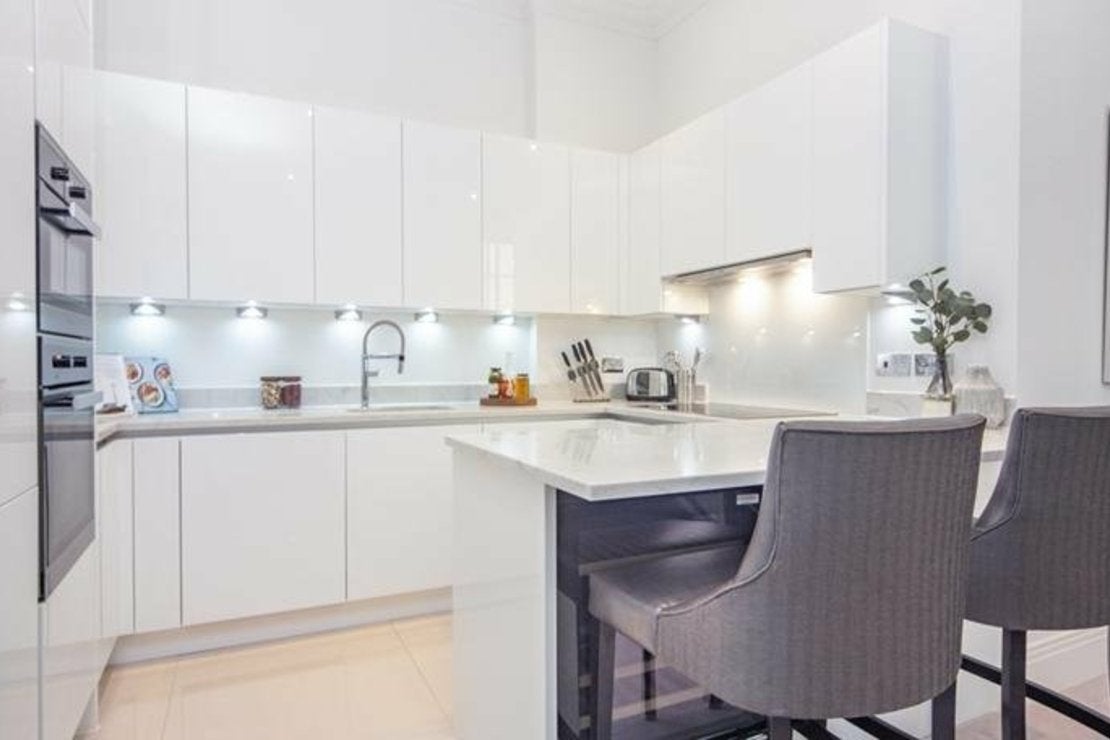 Flat Rainville Road in Greater London