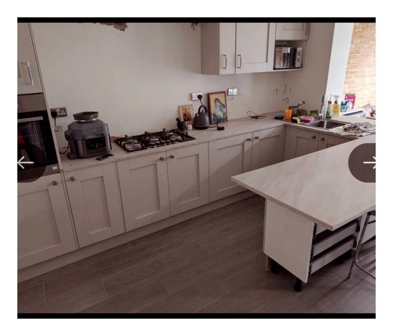Room Forfar Road in Greater London