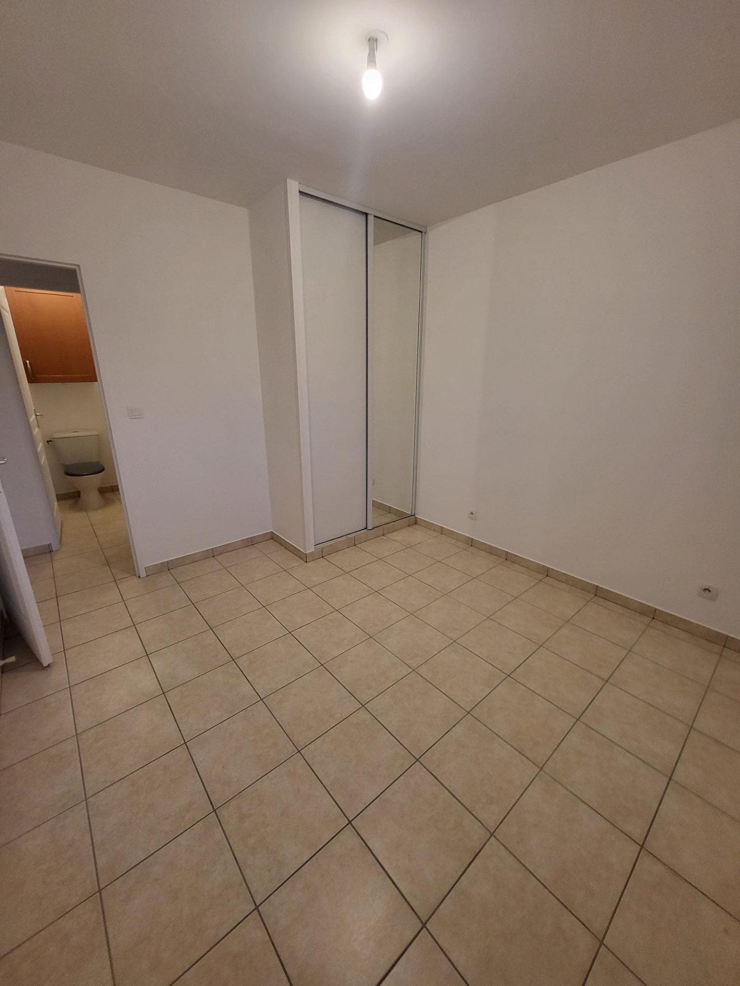 Flat Rue du Muguet in Communay