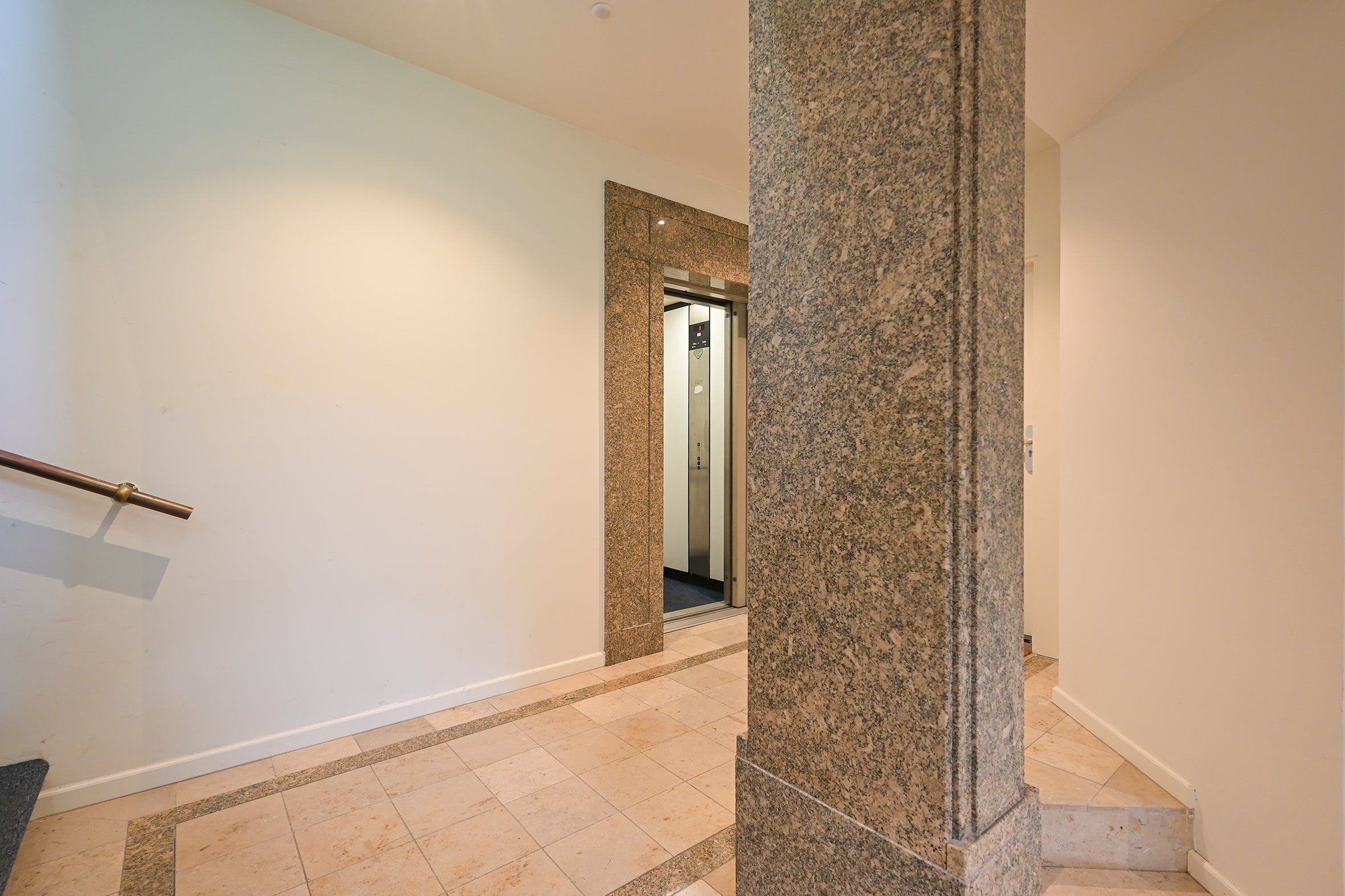 Appartement te huur: Nieuwe Uitleg 28E, 'S-Gravenhage