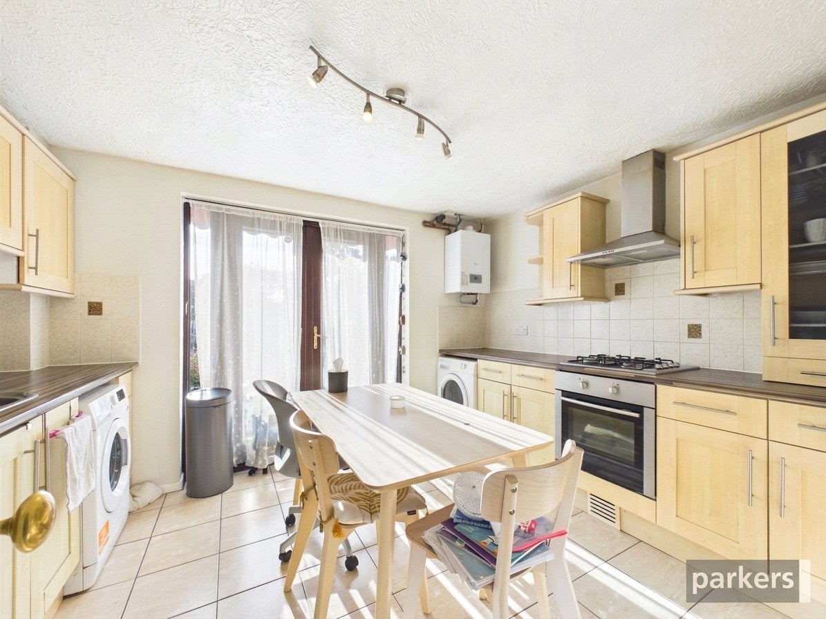 Flat Chilcombe Way in Reading