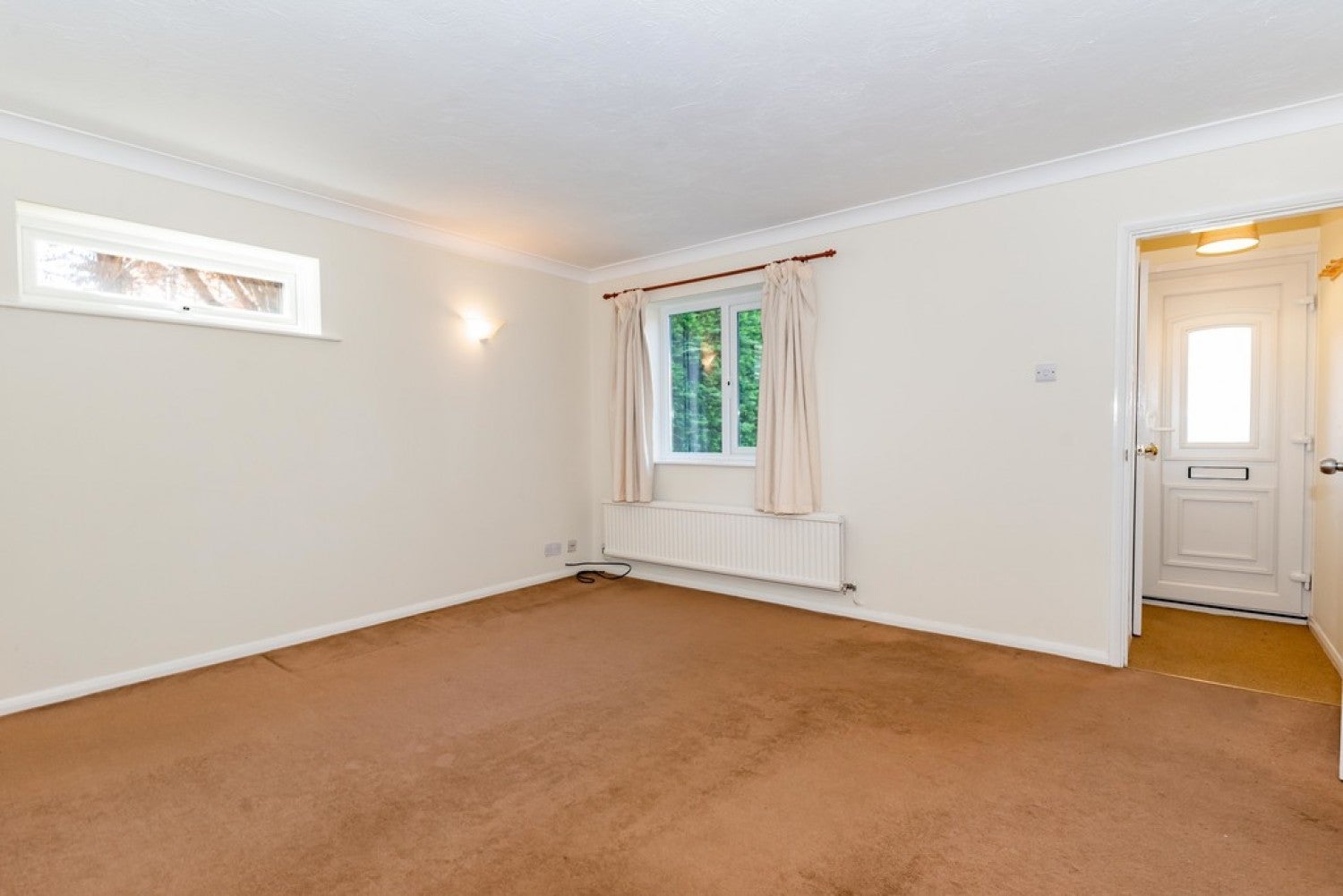 House Horsham Road in Sandhurst