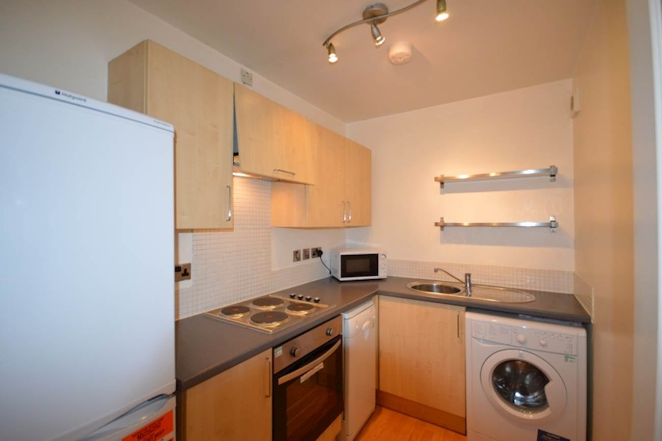 Flat Archbold Terrace in Newcastle upon Tyne