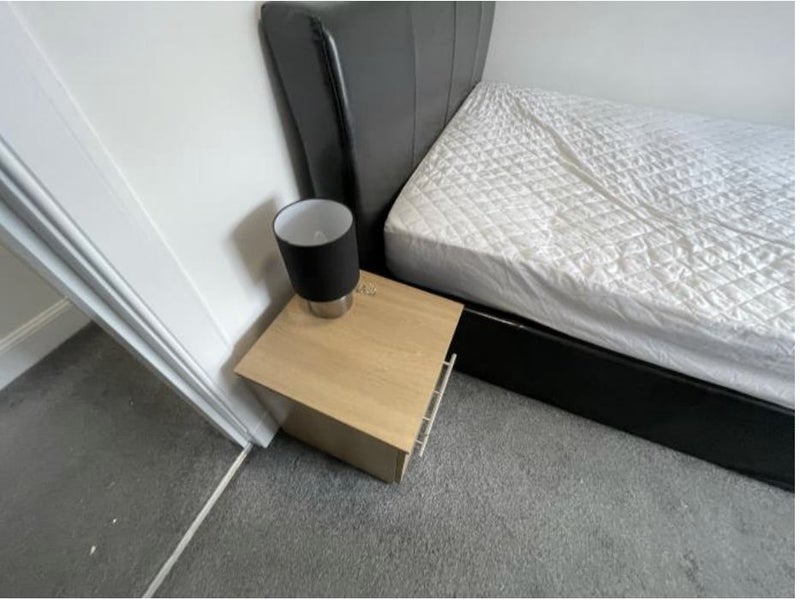 Room Nicolson Square in City of Edinburgh