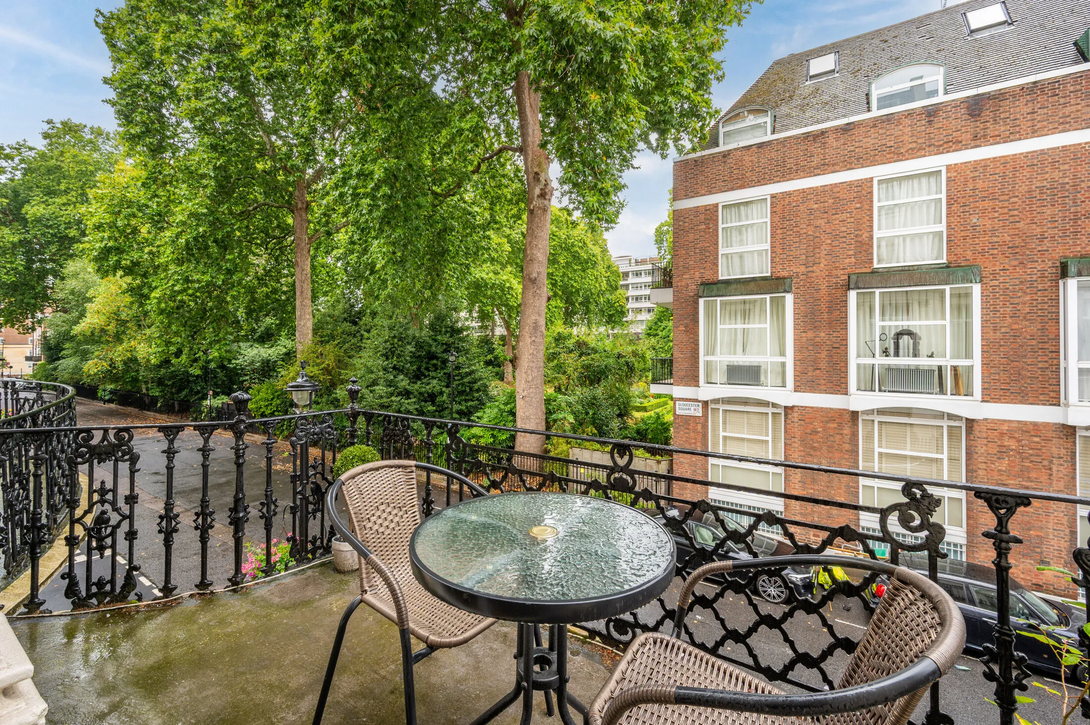 Flat Hyde Park Square in City of Westminster