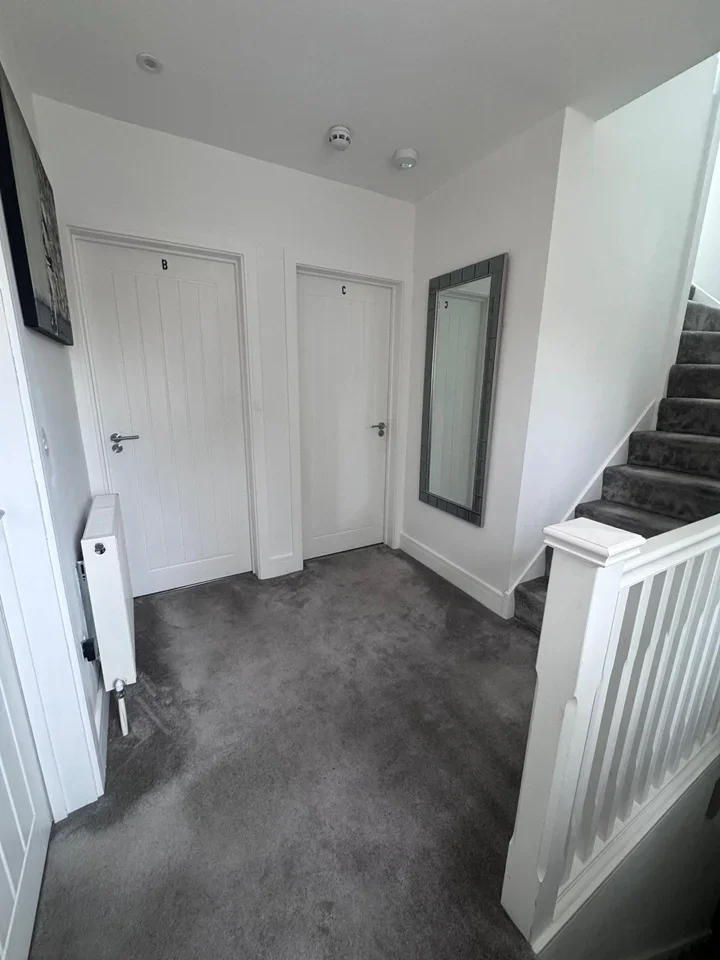 Room Almond Close in Greater London