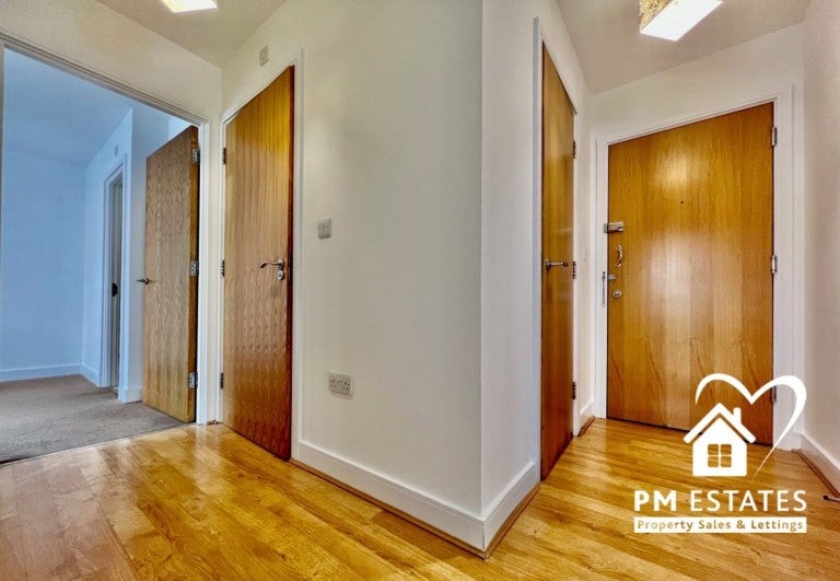Flat Heron Court in East Hertfordshire