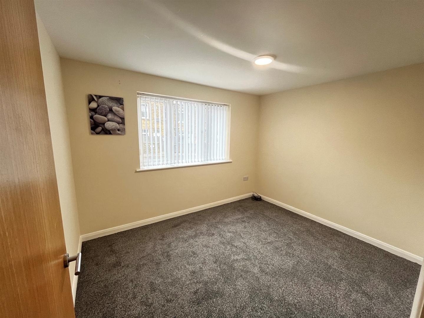Flat Regency Gardens in Calderdale